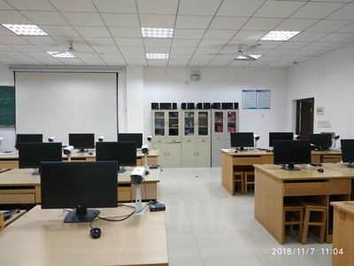 構(gòu)建智能化實驗教學新生態(tài) 武漢大學電工電子國家級實驗教學示范中心計算機信息系統(tǒng)集成與技術(shù)服務(wù)探討